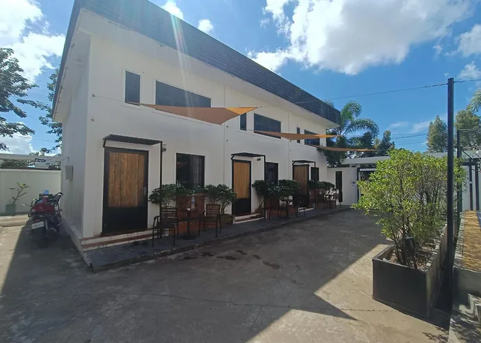 Bella Vista Apartments